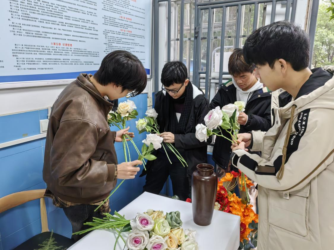 图片2.png 图片2.png